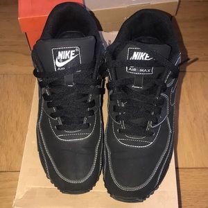 Used pair of Nike Air Max 90 Black/White size 9.5